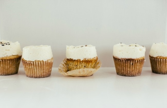 vanilla lavender cupcakes: the year of pulse
