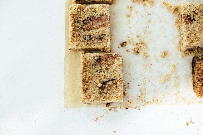 peach streusel bars: the year of pulses