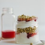 rhubarb yogurt parfait